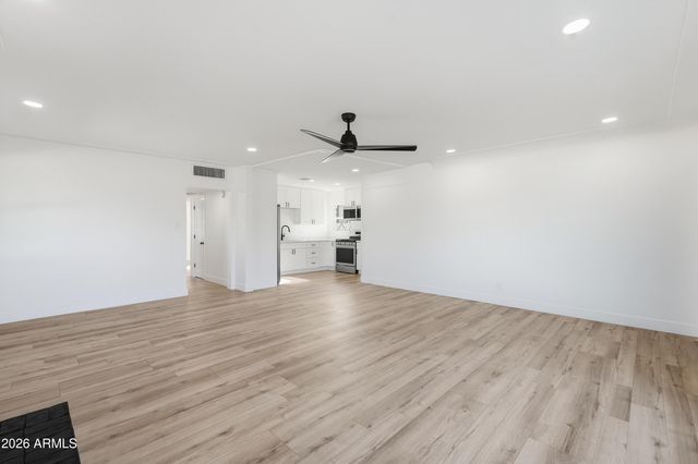 1829 W CAMPBELL Avenue, Phoenix, AZ 85015