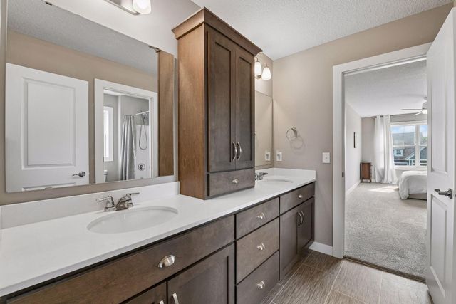 4391 Millstone Drive, Chaska, MN 55318