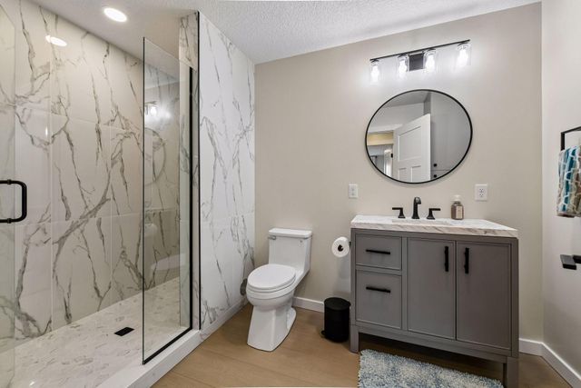 4391 Millstone Drive, Chaska, MN 55318