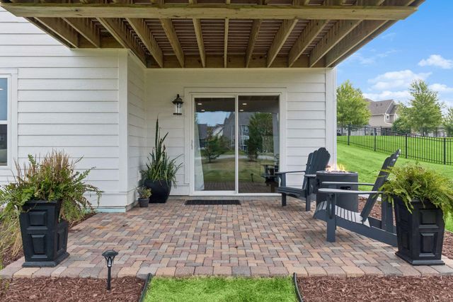 4391 Millstone Drive, Chaska, MN 55318