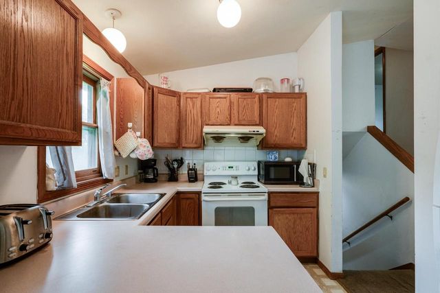 5830 Oxbow Bend, Madison, WI 53716