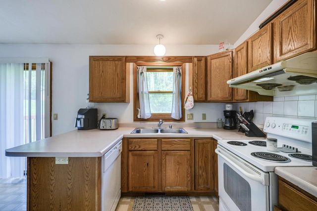 5830 Oxbow Bend, Madison, WI 53716