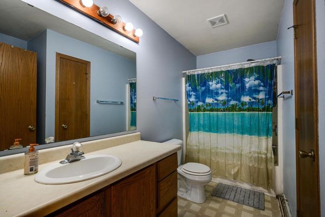 5830 Oxbow Bend, Madison, WI 53716