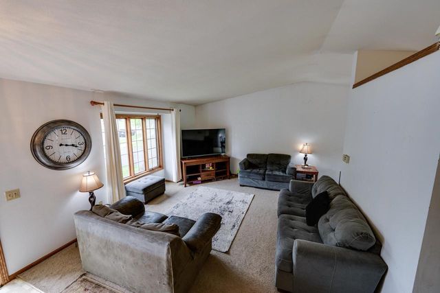5830 Oxbow Bend, Madison, WI 53716