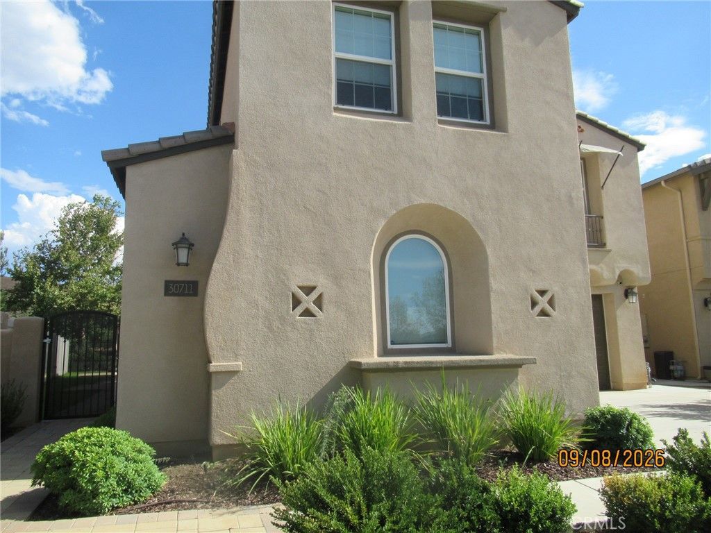 30711 Belmont, Murrieta, CA 92563 — photo 2