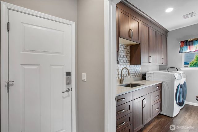 11234 SE 299th Place, Auburn, WA 98092