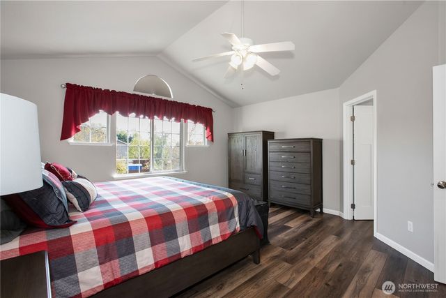 11234 SE 299th Place, Auburn, WA 98092