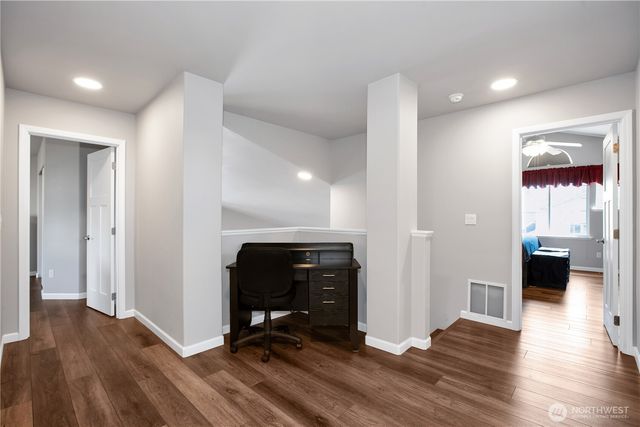 11234 SE 299th Place, Auburn, WA 98092