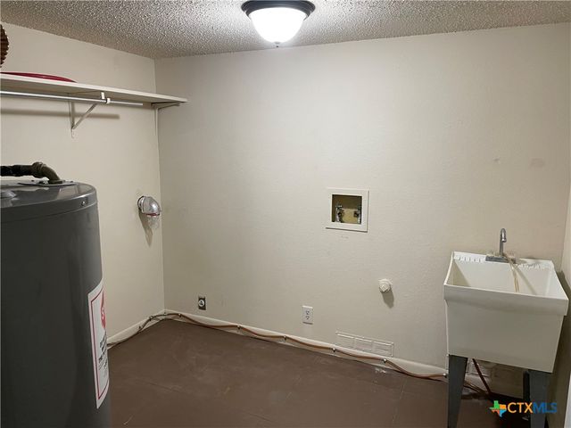 102B FALCON, Horseshoe Bay, TX 78657