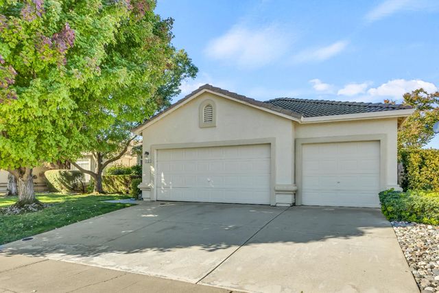 112 Douglas Dr, Lincoln, CA 95648