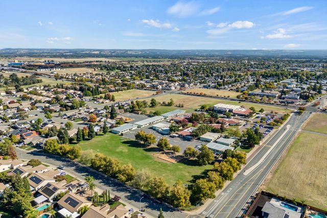 112 Douglas Dr, Lincoln, CA 95648