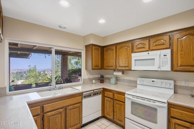 1609 Corte Del Rey, Thousand Oaks, CA 91360