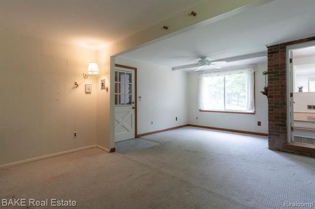 800 Parkview Drive, Plymouth, MI 48170