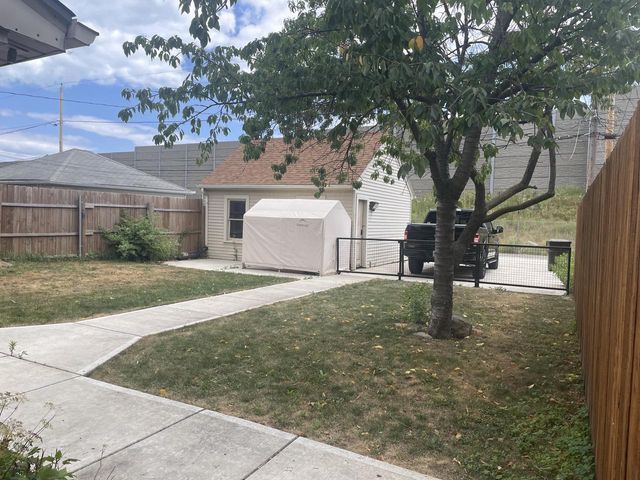 4626 N Ironwood LANE, Glendale, WI 53209