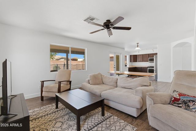 10222 W JESSIE Lane, Peoria, AZ 85383