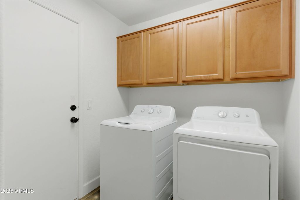 Image 18 of property listing at 10222 W JESSIE Lane, Peoria, AZ 85383