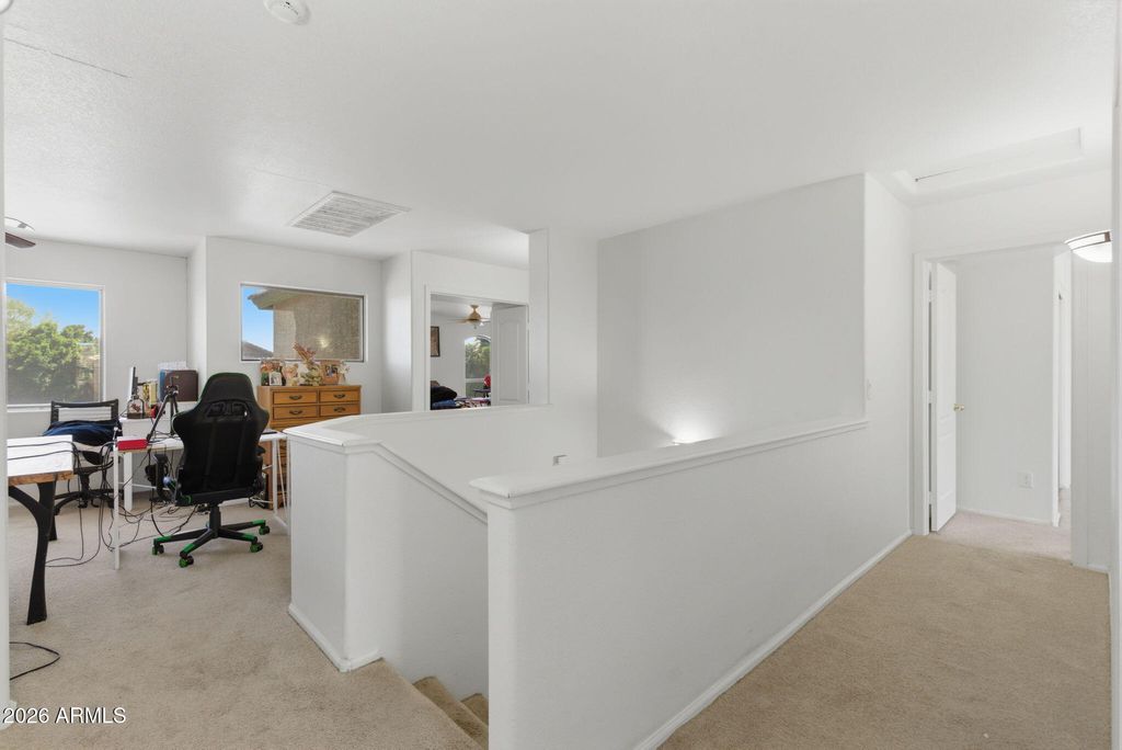 Image 19 of property listing at 10222 W JESSIE Lane, Peoria, AZ 85383