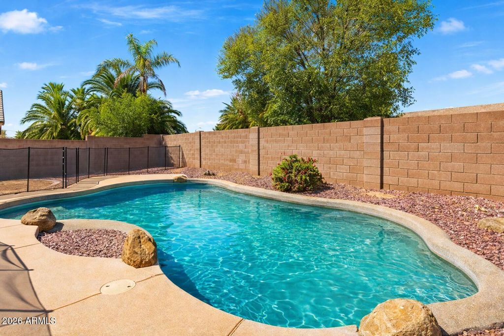 Image 33 of property listing at 10222 W JESSIE Lane, Peoria, AZ 85383