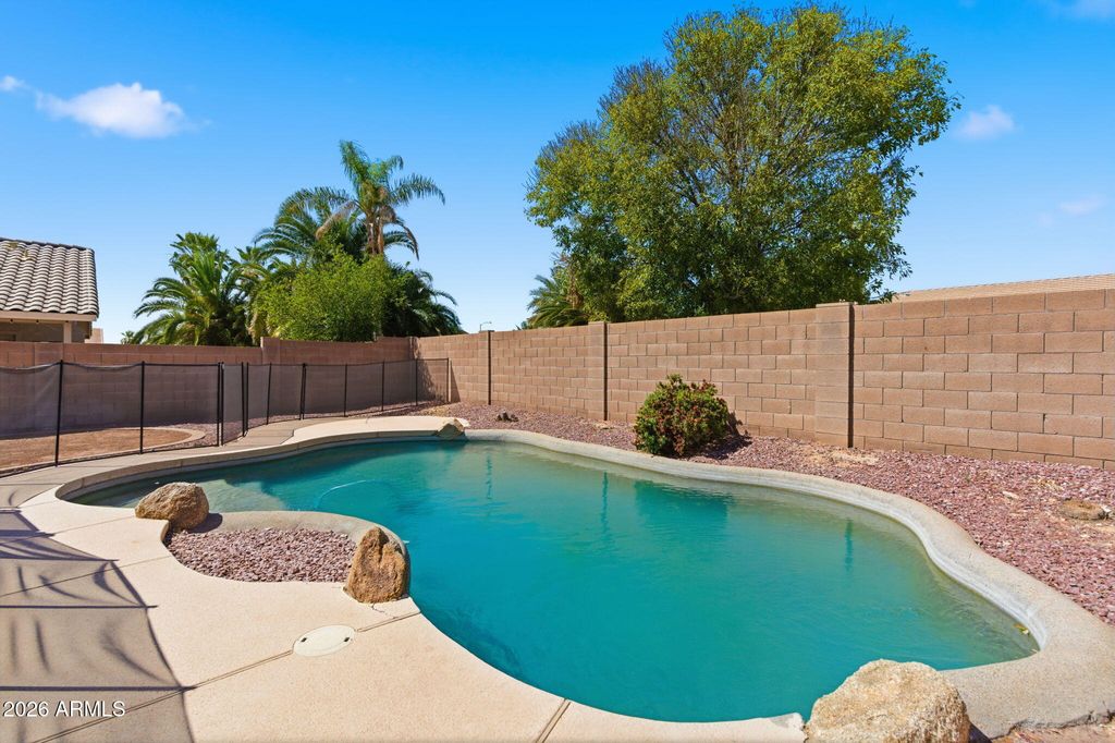 Image 36 of property listing at 10222 W JESSIE Lane, Peoria, AZ 85383