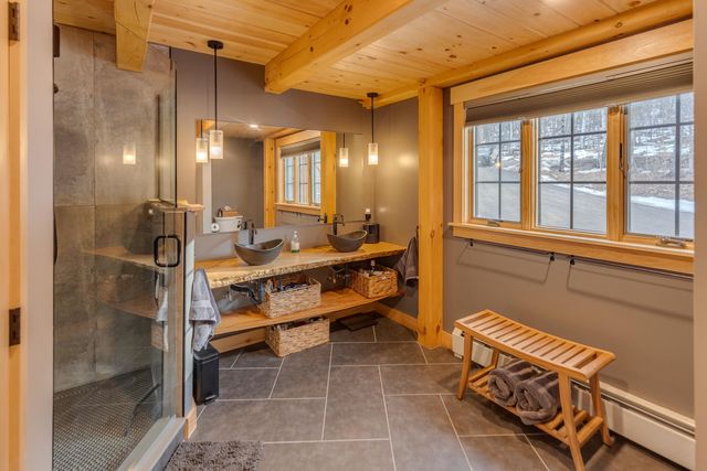 365 Tunnel Stream Road, Benton, NH 03785