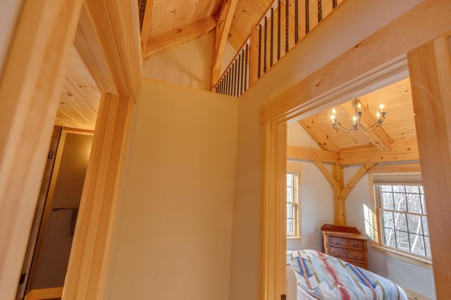 365 Tunnel Stream Road, Benton, NH 03785