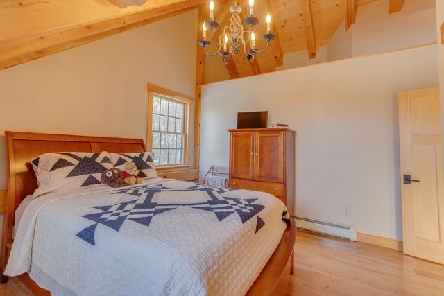 365 Tunnel Stream Road, Benton, NH 03785