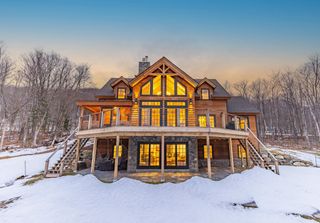 365 Tunnel Stream Road, Benton, NH 03785