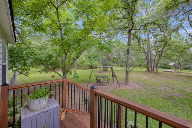 138 Cedar Court, Magnolia, TX 77355