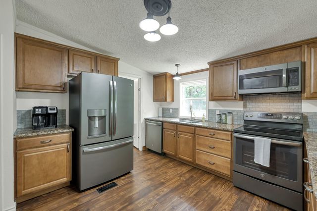 138 Cedar Court, Magnolia, TX 77355