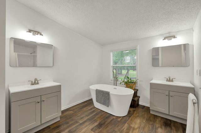 138 Cedar Court, Magnolia, TX 77355