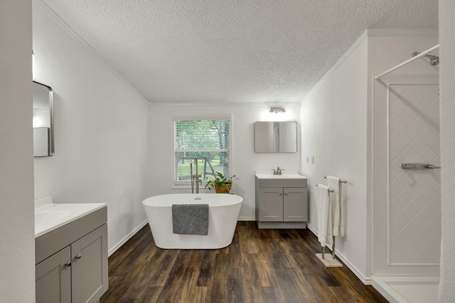 138 Cedar Court, Magnolia, TX 77355