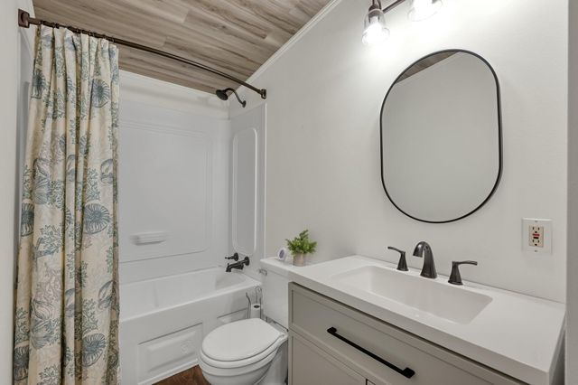 138 Cedar Court, Magnolia, TX 77355