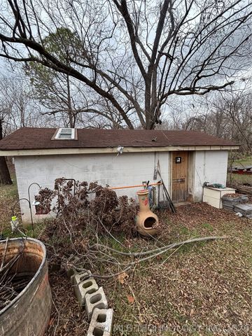 1114 N Cleveland Avenue, Sand Springs, OK 74063