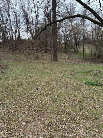 1114 N Cleveland Avenue, Sand Springs, OK 74063