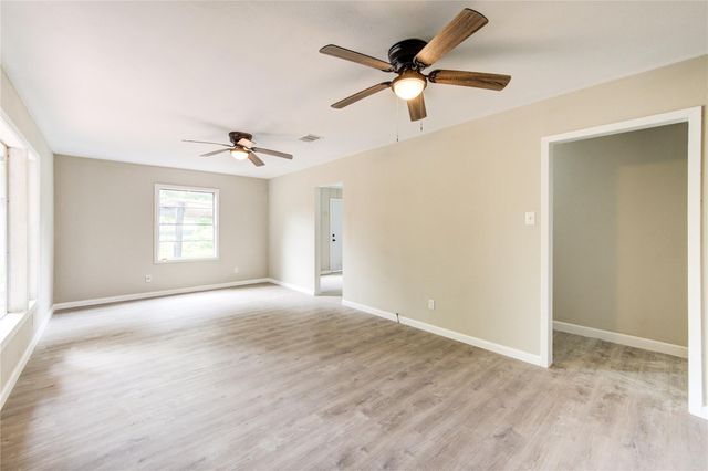 808 State Highway Loop 393, Goodrich, TX 77335