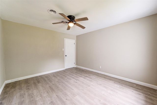 808 State Highway Loop 393, Goodrich, TX 77335