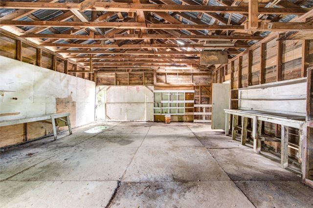 808 State Highway Loop 393, Goodrich, TX 77335