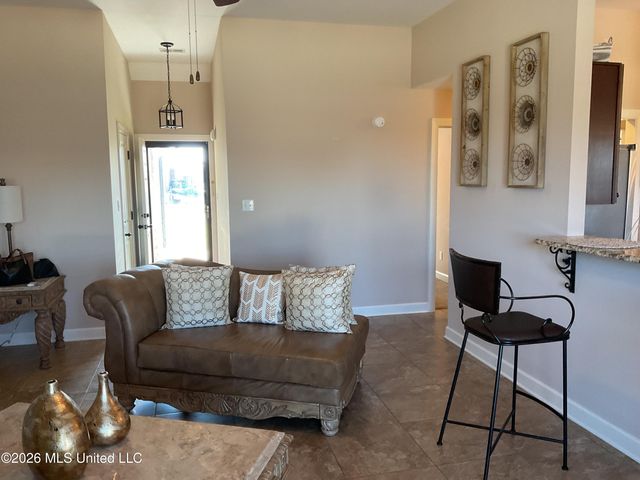 4749` SW Cantata Drive, Walls, MS 38680