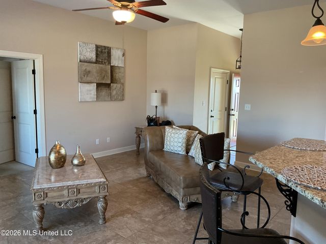 4749` SW Cantata Drive, Walls, MS 38680