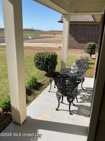 4749` SW Cantata Drive, Walls, MS 38680