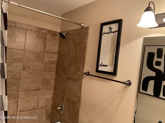 4749` SW Cantata Drive, Walls, MS 38680