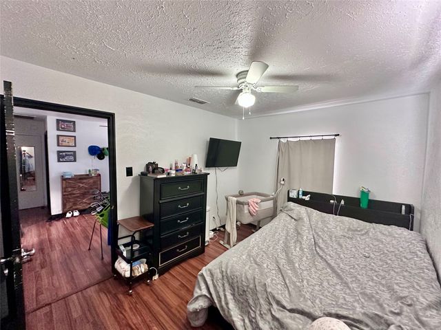 5032 Goodman Avenue, Fort Worth, TX 76107