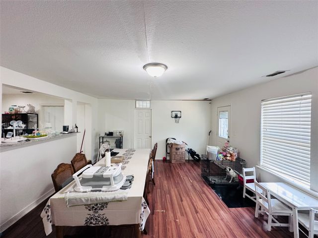 5032 Goodman Avenue, Fort Worth, TX 76107