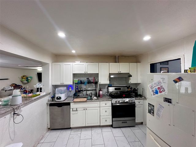 5032 Goodman Avenue, Fort Worth, TX 76107