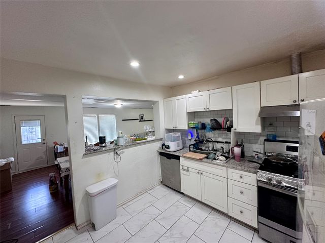 5032 Goodman Avenue, Fort Worth, TX 76107