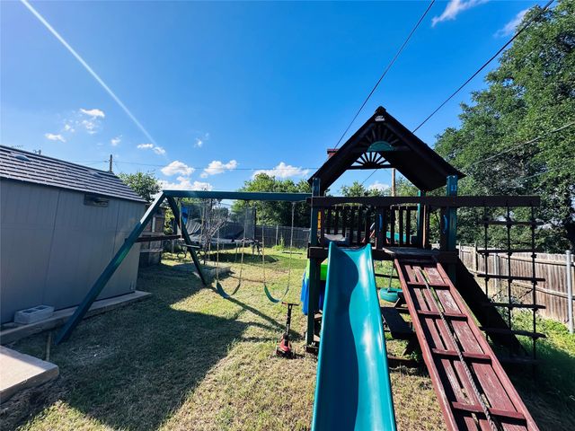 5032 Goodman Avenue, Fort Worth, TX 76107