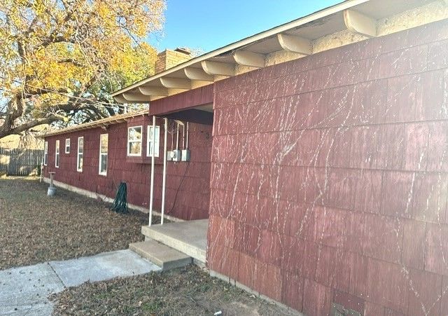 504 W Pioneer Street, Rising Star, TX 76471