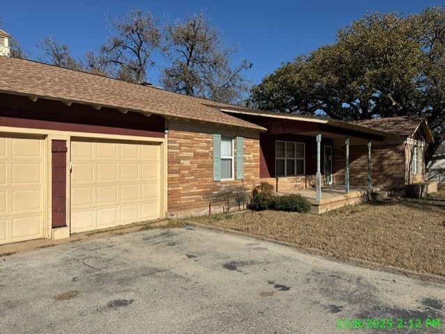 504 W Pioneer Street, Rising Star, TX 76471