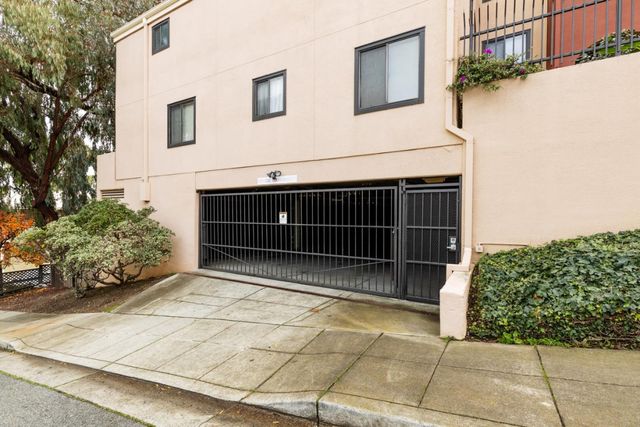 1 Laurel Street 102, San Carlos, CA 94070