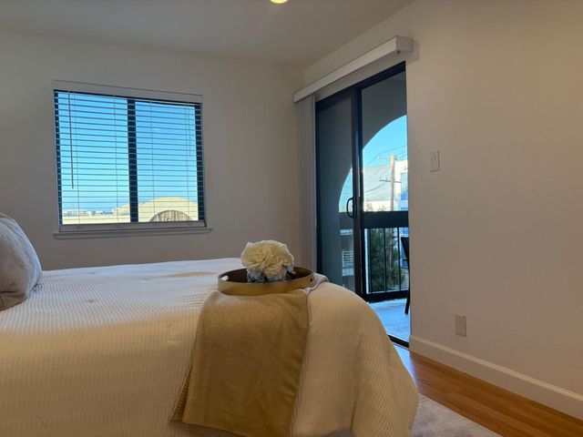 1 Laurel Street 102, San Carlos, CA 94070